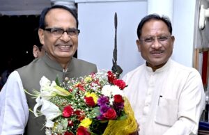 मुख्यमंत्री साय से केंद्रीय मंत्री शिवराज सिंह चौहान ने की सौजन्य मुलाकात