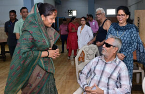 वरिष्ठजन आश्रम का किया औचक निरीक्षण व्यवस्थाओं में सुधार के दिए निर्देश