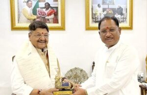 मुख्यमंत्री विष्णुदेव साय से मध्यप्रदेश के कैबिनेट मंत्री कैलाश विजयवर्गीय ने की सौजन्य मुलाकात