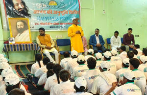 हिंसा और भय के रास्ते को छोड़ आत्म सुधार की राह पर पुनर्वासित माओवादी