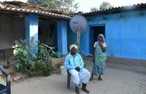 वर्ष 1952 में पहले राष्ट्रपति डॉ. राजेंद्र प्रसाद से बसंत पंडो की सूरजपुर में हुई थी मुलाकात