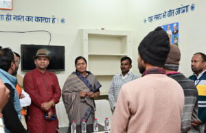 मंत्री लक्ष्मी राजवाड़े ने सखी वन स्टॉप सेंटर और नशा मुक्ति केंद्र का किया निरीक्षण
