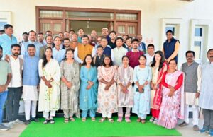 शिशु मंदिर के मेधावी युवाओं ने भरी प्रशासनिक सेवा की उड़ान, शिक्षा मंत्री गजेंद्र यादव ने दिया आशीर्वाद