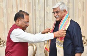 केंद्रीय पर्यटन एवं संस्कृति मंत्री गजेन्द्र सिंह शेखावत ने मुख्यमंत्री विष्णुदेव साय से की सौजन्य भेंट