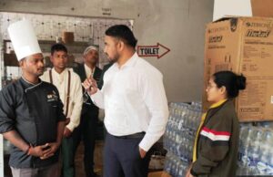 पनीर एवं डेयरी उत्पाद वाले प्रतिष्ठानों का औचक निरीक्षण : जांच के लिए सैंपल लिए गए