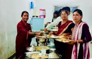 टेंट-कैटरिंग व्यवसाय शुरू कर पेश की आत्मनिर्भरता की मिसाल