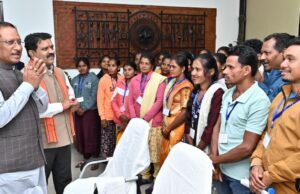 मुख्यमंत्री साय ने सुकमा जिले के पंचायत प्रतिनिधियों से की आत्मीय मुलाकात