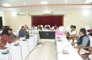 मैनपाट महोत्सव 2026 के आयोजन हेतु पर्यटन एवं संस्कृति मंत्री राजेश अग्रवाल की अध्यक्षता में बैठक संपन्न