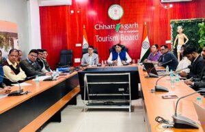 भोरमदेव कॉरिडोर परियोजना शीध्र पूर्ण करने के लिए छत्तीसगढ़ पर्यटन बोर्ड के अध्यक्ष नीलू शर्मा ने ली समीक्षा बैठक