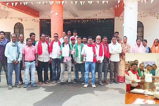 बीजापुर में सीपीआई ने 13 सूत्रीय मांगों को लेकर सौंपा ज्ञापन, तेंदूपत्ता मजदूरों के भुगतान की उठाई मांग