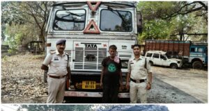 “ऑपरेशन प्रहार” के तहत अवैध कबाड़ परिवहन पर सप्ताह के भीतर बड़ी कार्रवाई, 3 वाहनों से 75 टन स्क्रैप जब्त