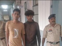 जय बम्बे किराना स्टोर दुकान शटर का ताला तोडकर जुमला 22,000 रूपये का किया गया चोरी।