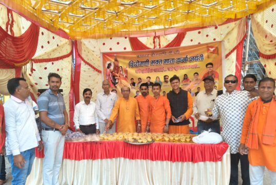 सरसीवा में भक्त माता कर्मा जयंती धूमधाम से मनाई गई, श्रद्धालुओं को खिचड़ी का भोग वितरण