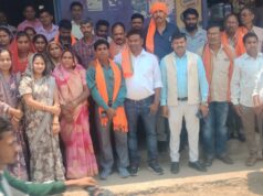 ग्राम ठकुरदेवा में “मन की बात” की 133वीं कड़ी का आयोजन कर सुनी बात