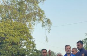 नई दिल्ली में आयोजित रन फॉर अंबेडकर रन फॉर मैराथन में युवाओं के साथ शामिल हुए अरविंद लहरिया