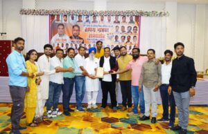 प्रेस क्लब एवं इलेक्ट्रॉनिक मीडिया संघ के पदाधिकारियों का शपथ ग्रहण समारोह संपन्न