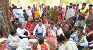 अतिसंवेदनशील रहे ग्राम पंचायत सितरम में कलेक्टर ने लगाई चौपाल