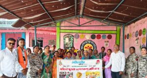 महिला रक्षा टीम द्वारा ग्रामीण क्षेत्र एवं कोचिंग संस्थान में जागरूकता अभियान चलाकर लोगों एवं छात्र-छात्राओं को किया गया जागरूक