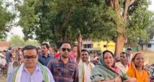 सुशासन तिहार को ढकोसला बताते हुए विधायक विद्यावती के नेतृत्व में कांग्रेस का जोरदार प्रदर्शन, नारों से गूंजा नारायणपुर शिविर स्थल
