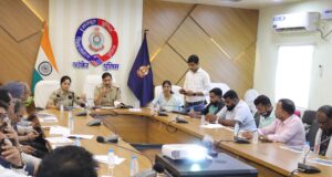 “समाधान ऐप” के माध्यम से किराएदार एवं होटल सत्यापन सुविधा को बढ़ावा देने विशेष बैठक का आयोजन।