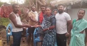 बड़ी पहल, जामगांव में उमड़ी मदद की लहर व्यापारी, संघ और पंचायत प्रतिनिधियों ने कुल ₹22,000 की राशि सहायता हेतु भेंट की एकजुटता की मिसाल।
