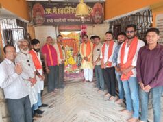 माँ सतबहींनिया दाई के दरबार में पीएम मोदी के ऐतिहासिक 12 वर्ष पूरे होने पर भाजपा झुग्गी झोपड़ी प्रकोष्ठ ने की विशेष पूजा-अर्चना, किए लंबी उम्र की कामना