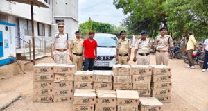 अंतागढ़ पुलिस की आबकारी कार्यवाही में 10लाख से अधिक की सामग्री की गई जप्त, लाखों का अवैध शराब परिवहन करने वाला आरोपी गिरफ्तार