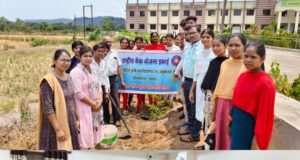 विश्व पर्यावरण दिवस, कृषि महाविद्यालय कांकेर में हुआ आयोजन, महाविद्यालय प्रांगण में प्राध्यापकों और छात्रों ने किया वृक्षारोपण, पर्यावरण संरक्षण का लिया संकल्प