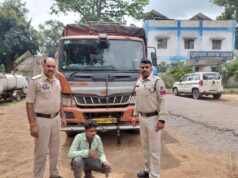 “ऑपरेशन प्रहार” में छाल पुलिस की कार्रवाई में 8.5 टन संदिग्ध लोहे का कबाड़ और 6 चक्का वाहन जब्त