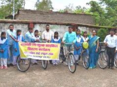 बेटियां साइकिल से अब करेंगी सपनों की उड़ान चंद्र प्रकाश सूर्या , सूर्या ने सायकल वितरण कर बेटियों का किया सम्मान