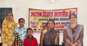 दिव्यांग बच्चों को मिले सहायक उपकरण, व्हीलचेयर पाकर चेहरे पर लौटी मुस्कान