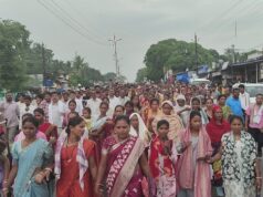 निर्दोष आदिवासियों की रिहाई की मांग तेज, विधायक विक्रम मंडावी से मिले परिजन