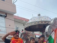 हिर्री निवासी मिलिट्री जवान लोकनाथ पटेल के सेवानिवृत्त होने पर ग्रामीणों ने किया ढोल डीजे पुष्पाहार से भव्य स्वागत