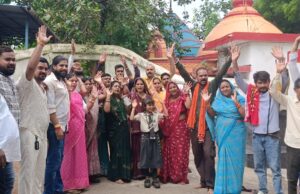 मस्तूरी सरपंच के खिलाफ अविश्वास प्रस्ताव 17 मतों से पारित पंचों एवं समर्थकों में खुशी का माहौल