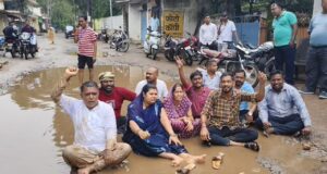 मुख्य मार्ग पर जलभराव को लेकर फूटा जनाक्रोश