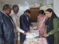धान-चावल से सजी राखियां बनीं आकर्षण का केंद्र, प्रसन्न समूह की दीदियों ने हुनर से रची आत्मनिर्भरता की नई कहानी