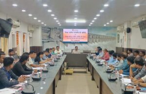 जिले में बैंकिंग योजनाओं के लक्ष्यों की शत-प्रतिशत पूर्ति सुनिश्चित करें : कलेक्टर अबिनाश मिश्रा