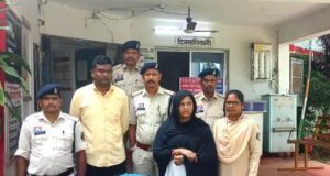 राजधानी बस में गांजा तस्करी कर रहे महिला सहित 02 आरोपी गिरफ्तार ।