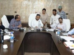 बारिश के दौरान पुल के ऊपर जल स्तर बढ़ने पर राहगीरों की आवाजाही बंद हो, यह सुनिश्चित करें अनुविभागीय अधिकारी