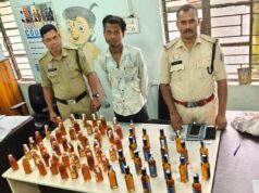 पुलिस की बड़ी कार्रवाई, 69 पाव अंग्रेजी शराब के साथ तस्कर गिरफ्तार