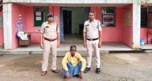 ग्रामीण पर हत्या की नीयत से टंगिया से वार, आरोपी को पुलिस ने चंद घंटों में किया गिरफ्तार