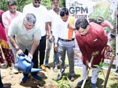 प्रभारी मंत्री श्री राजेश अग्रवाल ने किया पौधरोपण, हरेली पर हरित जीपीएम का संकल्प