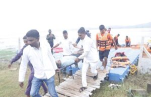बाढ़ आपदा से निपटने की तैयारियों को परखने मॉकड्रिल, 4 लोगों का किया गया सफल रेस्क्यू