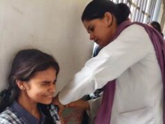 जिले के स्कूलों में एचपीवी टीकाकरण महाअभियान तेज, बालिकाओं को मिल रहा सर्वाइकल कैंसर से बचाव का सुरक्षा कवच
