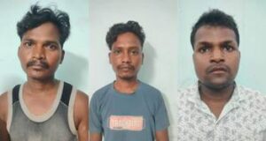 जंगल में जुआ फड़ पर घरघोड़ा पुलिस की दबिश, 5 जुआरी गिरफ्तार, ₹12,800 नगद व ताश-पत्ती जब्त