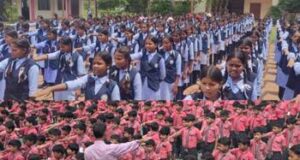 पुसौर के सभी स्कूलों में गूंजा नशा मुक्ति का संकल्प, छात्रों ने विकसित भारत निर्माण की ली शपथ