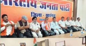 किसान मोर्चा की बैठक में तिरंगा यात्रा की बनी रूपरेखा
