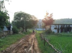 सड़क के इंतजार में कोठीखोल गांव, आज भी मूलभूत सुविधाओं से दूर ग्रामीण
