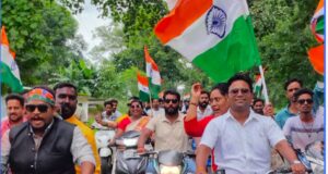 हसदेव मंडल में निकली भव्य तिरंगा यात्रा, वंदे मातरम् के जयघोष से गूंजा नगर