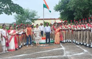 स्वतंत्रता दिवस के अवसर पर शासकीय पातालेश्वर महाविद्यालय मस्तूरी में गरिमामय कार्यक्रम का हुआ आयोजन